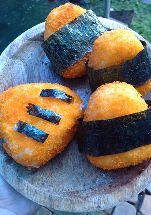 Foto resep Onigiri Crispy isi Daging ayam