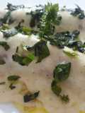 Endibias con salsa de queso
