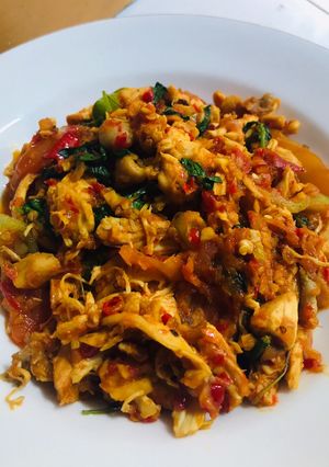 Foto resep Ayam Suwir Pedas + Kemangi
