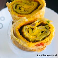 A picture of Egg Wraps filled with goodies (Breakfast / Lunch on the Go).