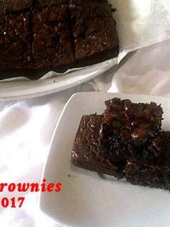 Foto resep Fudgy Brownies 'Shiny Crust' First Trial, NO MIXER SUPER EASY