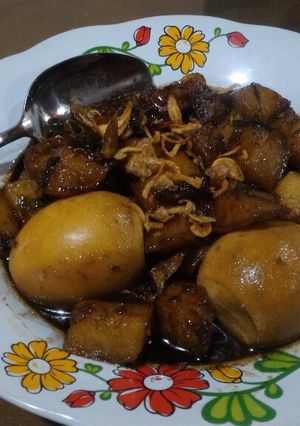 Foto resep Semur telur kentang