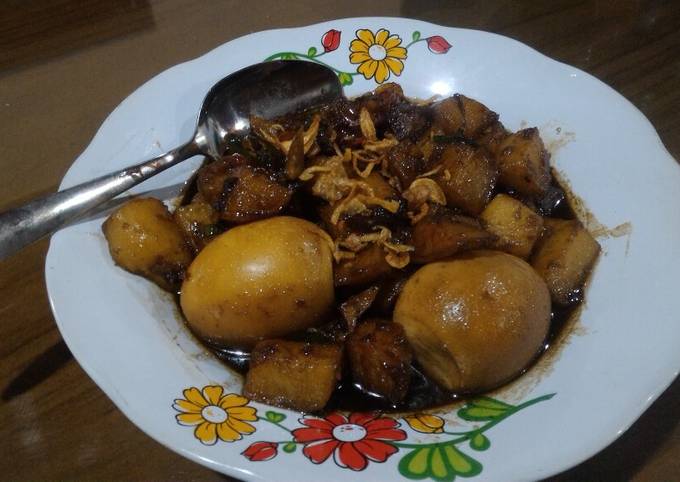 Resep Semur Telur Kentang Oleh Rara Cookpad