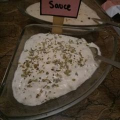 Dip sauce / mayo garlic sauce A picture of Dip sauce / mayo garlic sauce.
