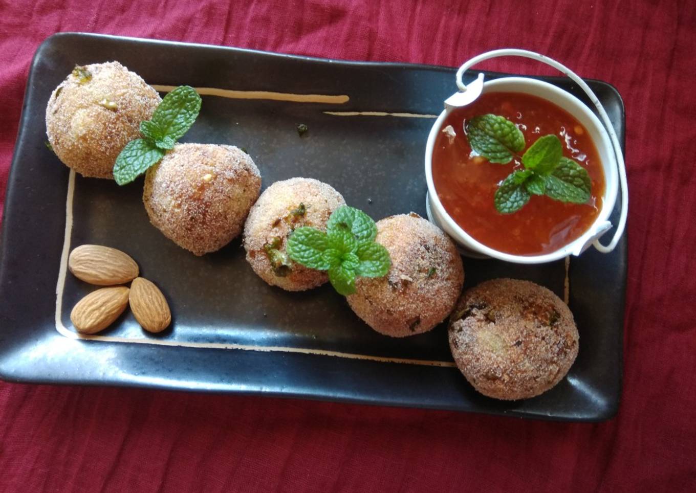 Shahi paneer methi balls