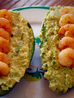 Una foto de Aguacates rellenos