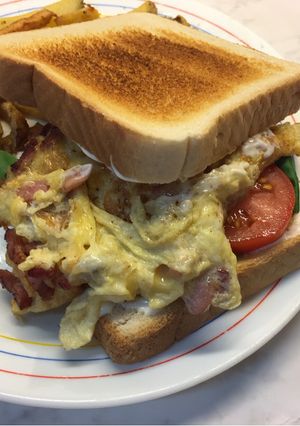 Foto principal de Sándwich especial de tortilla con bacon