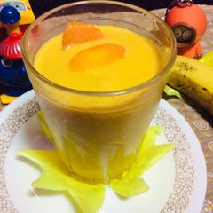 A picture of Mango milk shake.