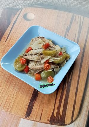Foto resep Tumis Ikan Asin dan Tomat Hijau