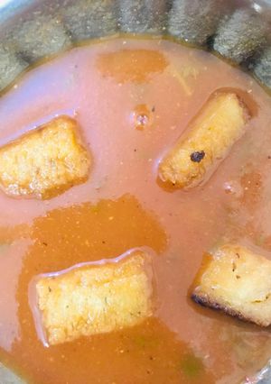A picture of Tamato soup.