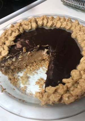A picture of Peanut butter Chocolate no Bake Pie.