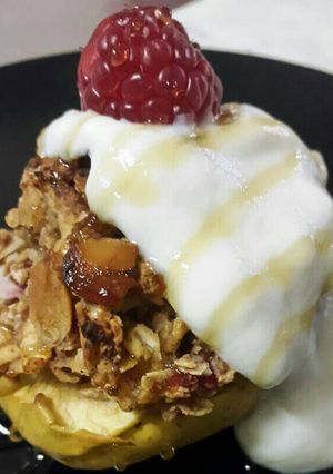 A picture of Raspberry Apple Crumble.