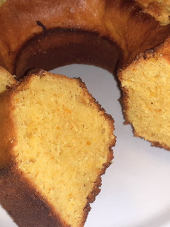 Una foto de Bizcochuelo de Naranja con Cáscara en Licuadora - Bolo de Laranja com Casca de Liquidificador