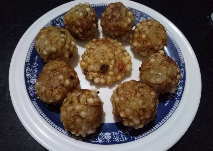 Sabudana (sago) papaya balls