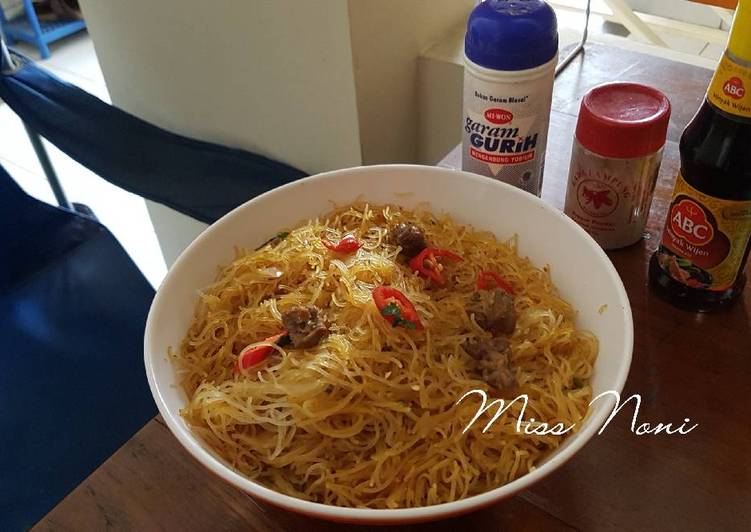 Cara Gampang Membuat Bihun Goreng Sapi, Bisa Manjain Lidah