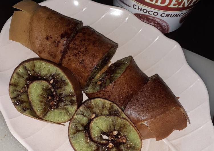 Martabak Manis Pandan Gulung