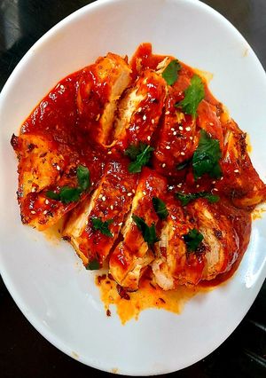 A picture of My Spicy Sriacha Honey Chicken 😃#Mainmeal.