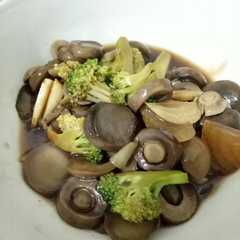 CAH JAMUR BROKOLI (utk balita) রেসিপির প্রধান ছবি