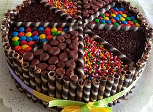 Una foto de Torta de Golosinas