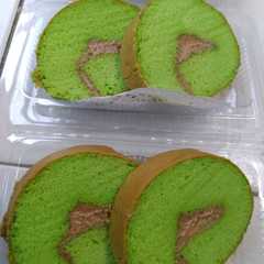 A picture of Bolu gulung pandan.