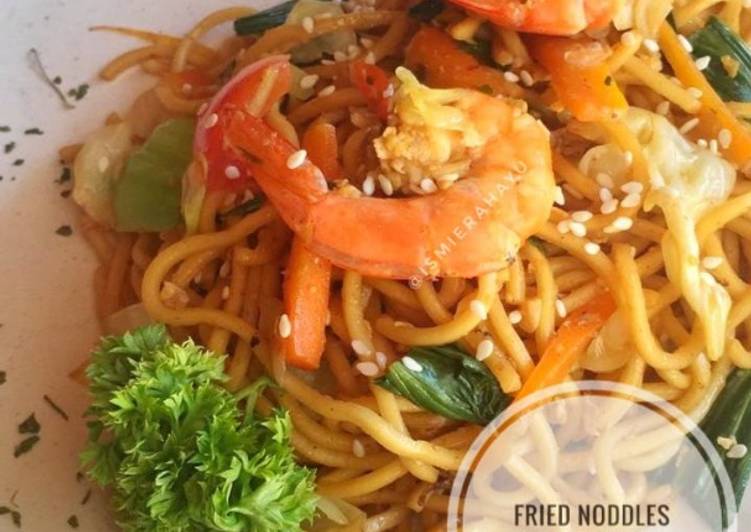 Resep Mie goreng telur dengan minyak wijen (Fried egg noddles with sesame oil) Anti Gagal