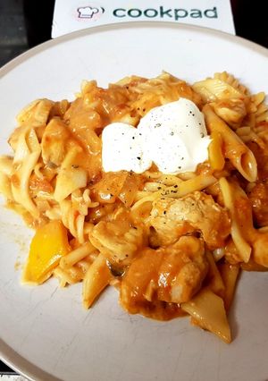 A picture of My Delicious Sweet Chicken Chilli Pasta. 😀.