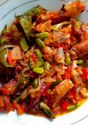 Foto resep Cumi asin sambal petai