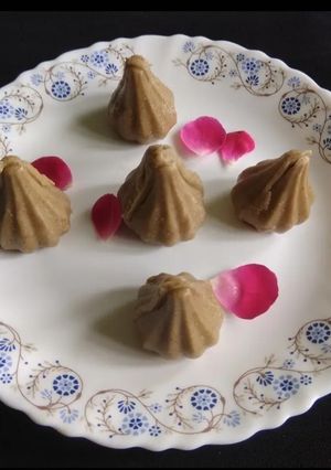 A picture of Kuler modak.
