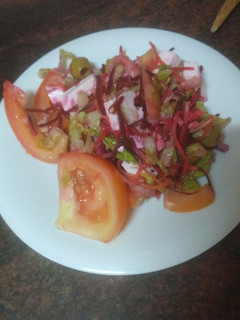 Una foto de Ensalada completa semanal