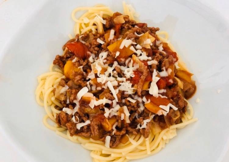 Børnevenlig Spaghetti og kødsauce med spidskål