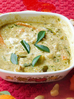 கிழங்குகள் அவியல் kilangugal aviyal recipe in tamil செய்முறை முக்கிய புகைப்படம்