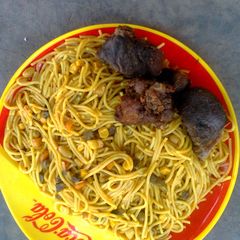 A picture of Jollof spaghetti.