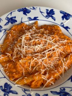 Una foto de Penne haya vodka