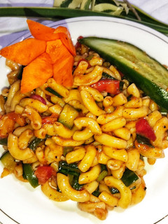 A picture of Vegetables Elbow Macaroni With Red Sauce.