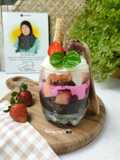 Choco Strawberry Dessert (886)