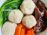 Soup Hiwan (Bakso Ikan)