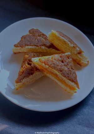 A picture of Coffee Toast.