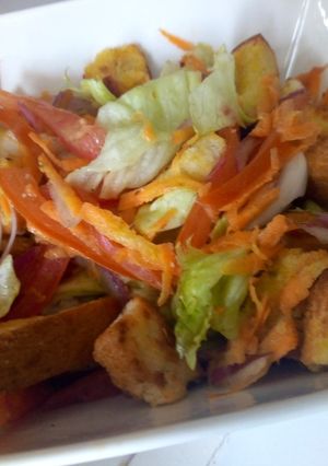 A picture of Crouton salad.