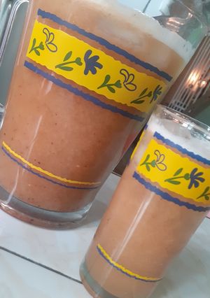 Una foto de Agua de tamarindo 🍶