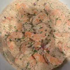 A picture of Ceviche de camarones.