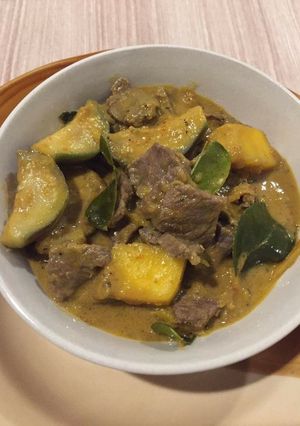 รูปของ แกงคั่วเนื้อ by Mmee
