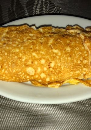 Una foto de Omelette enrollado