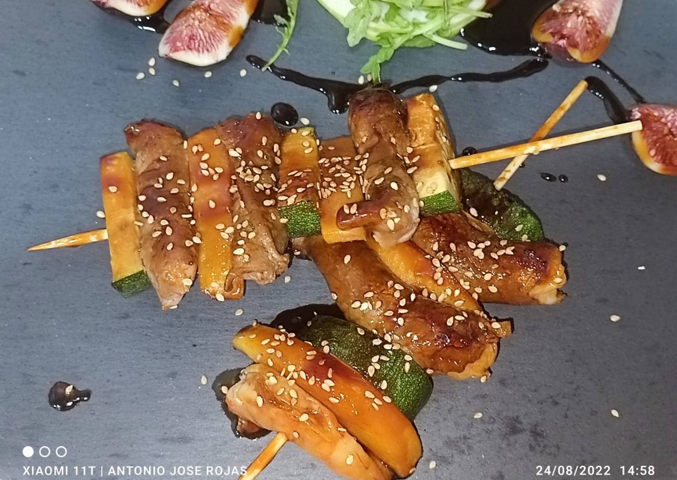 Brochetas de carpaccio de ternera, rellenos de langostinos 🦐🦐