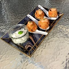 A picture of Potato And Cheese Balls 😋.