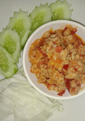 รูปของ น้ำพริกอ่องไก่(อาหารเหนือ) | Spicy Northern Thai Chicken and Tomato Dip
