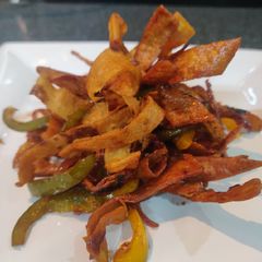 A picture of Chatpata chapati crispies.
