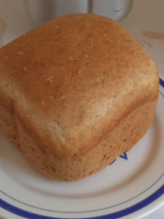 Una foto de Pan de leche con avena (Máquina de pan)
