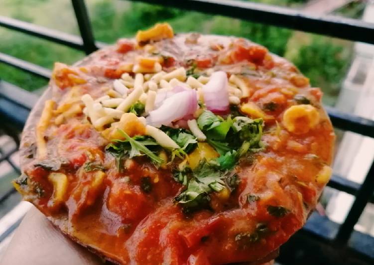 Recipe of 🍅 Banaarasi Tamatar chaat 🍅 in A Minutes for Mom