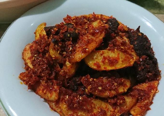 Balado Daging dan Kentang