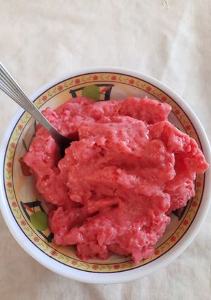 Una foto de Helado de Frutilla